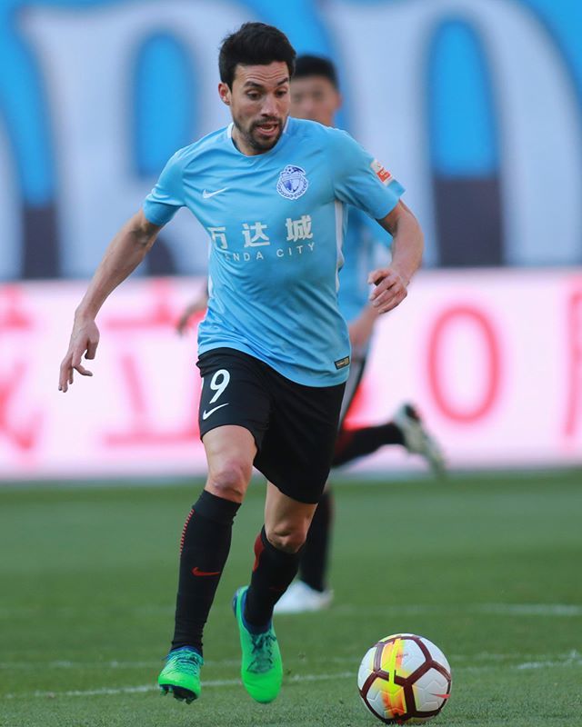 爱游戏官网首页 -底特律活塞训练开放日，官宣日内部沟通引观众欢呼，葡超在即，训练强度显著提升的简单介绍