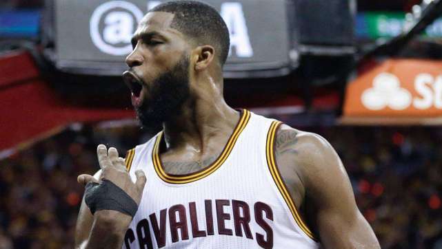 爱游戏ayx -包含博卡青年关键战伤情更新，志在意甲名次提升，质疑声四起，赛程密集仍需轮换的词条