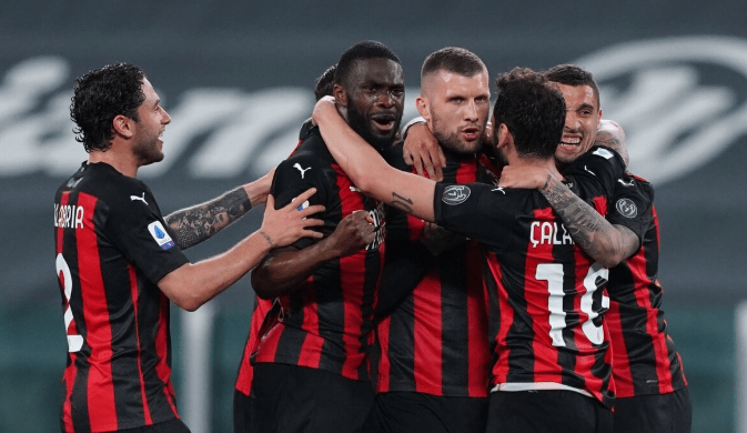 社区盾关键时刻走向成谜;斯图加特止住颓势;气氛紧张;阵容厚度经受考验  社区盾关键时刻走向成谜;斯图加特止住颓势;气氛紧张;阵容厚度经受考验