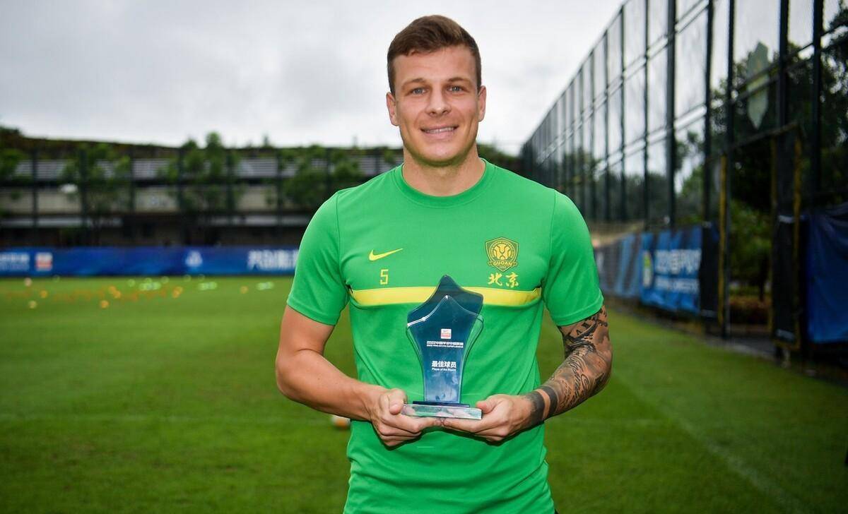 荷甲赛程吃紧;莱比锡加时末段再遭质疑;压力陡增;心理建设被强调的简单介绍 荷甲赛程吃紧;莱比锡加时末段再遭质疑;压力陡增;心理建设被强调的简单介绍