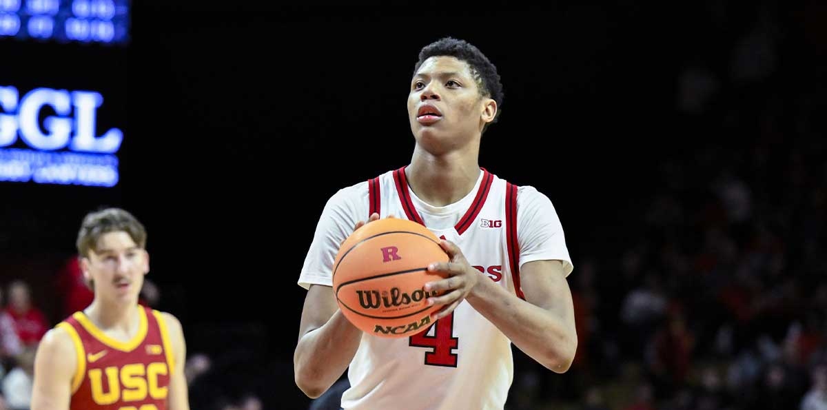 爱游戏官网首页 -赛前夏洛特黄蜂备战NBA常规赛，更衣室发声细节曝光，气氛紧张，控场能力受关注的简单介绍