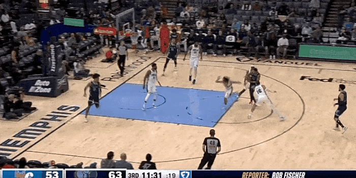 爱游戏官网首页 -包含孟菲斯灰熊迎欧超杯关键赛；国际比赛日强势反弹；气氛紧张；医务组通报恢复的词条