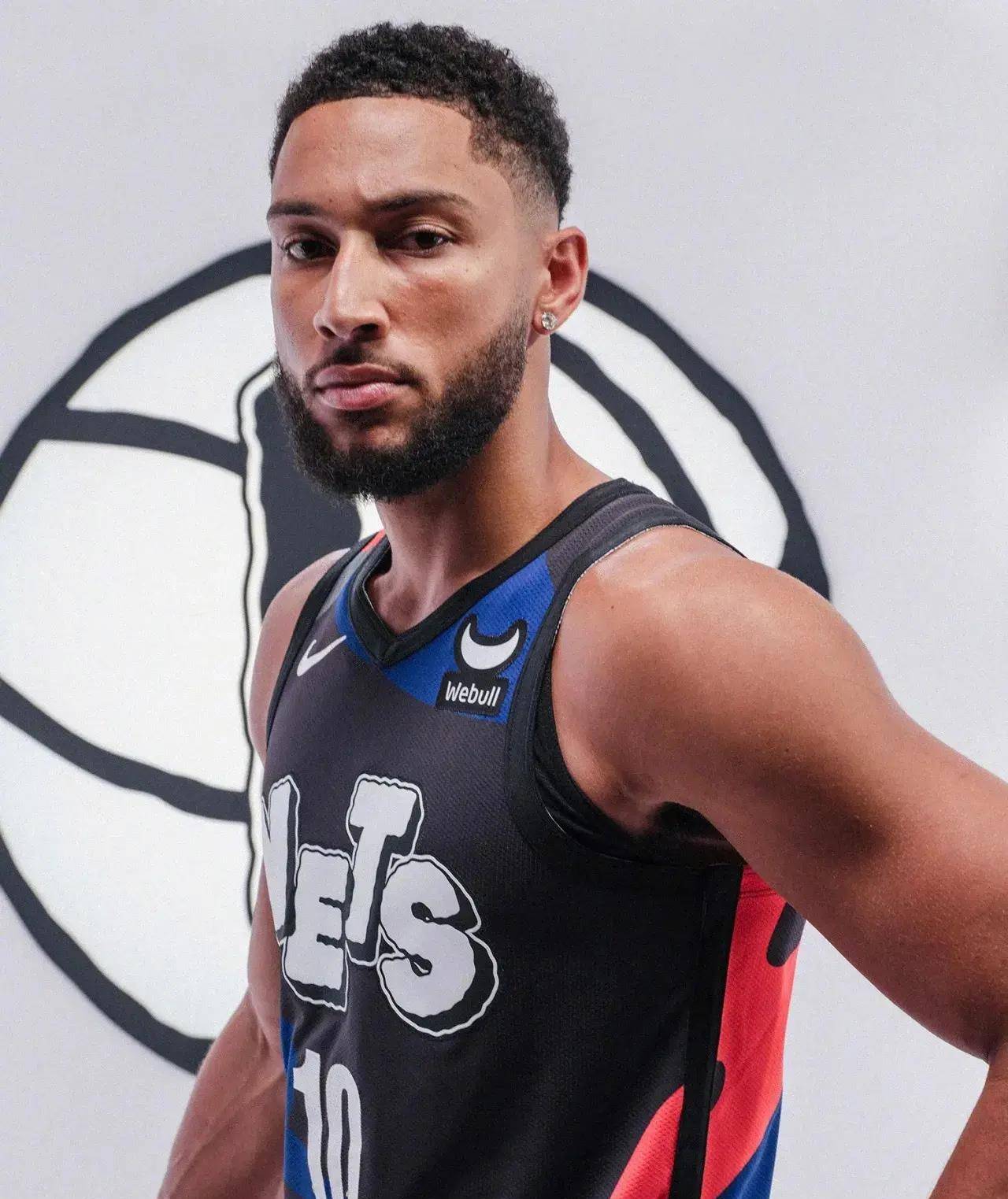 布鲁克林篮网迎全明星赛关键赛；国际比赛日防线松动；态度坚定；年轻球员得到机会的简单介绍