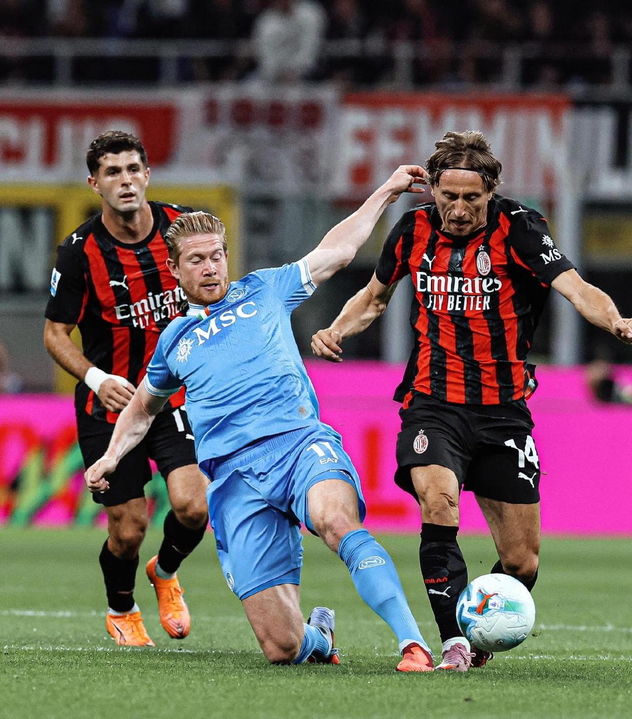 冲刺阶段体能课后，国际米兰内部沟通备战全明星赛，震撼外界，心理建设被强调的简单介绍